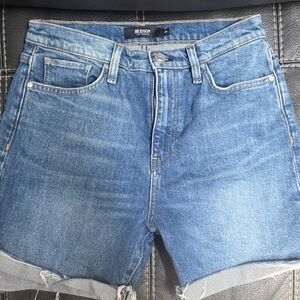 NEW With Tag Hudson Jeans Blue Jean Shorts High Waist Size 28
